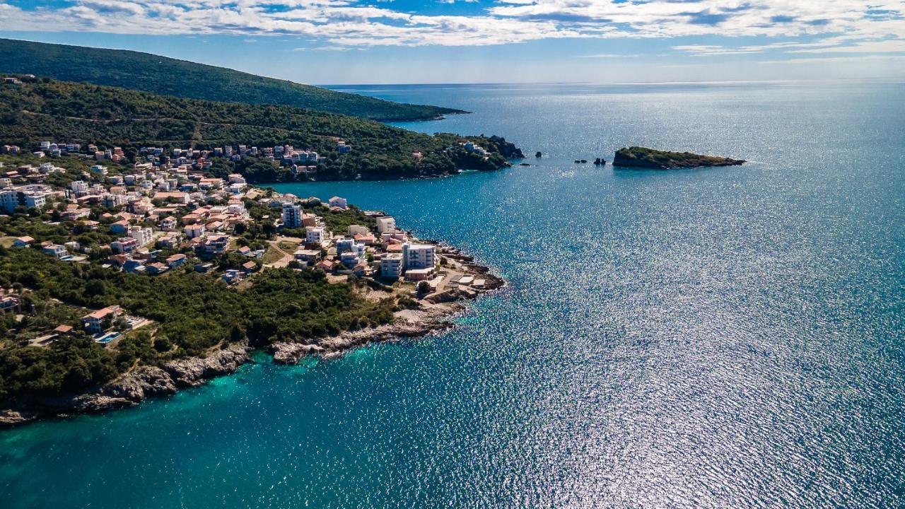 Open Sea Apartments Utjeha Exterior photo